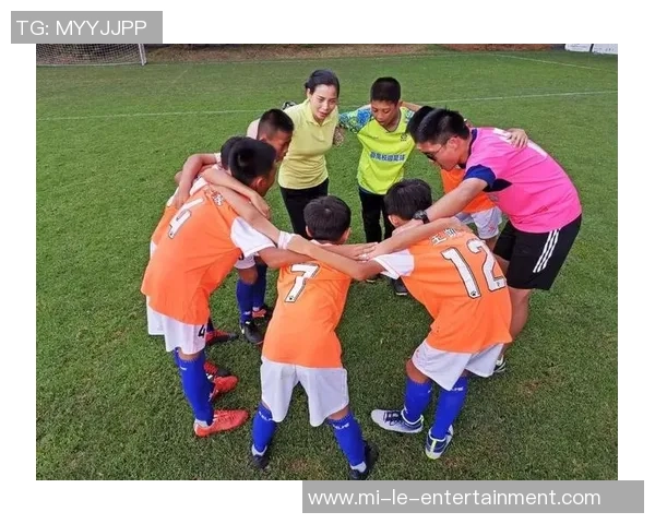 足球队比赛的规则与策略解析以及如何提高团队协作能力